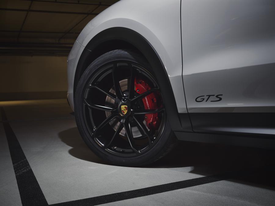 Колеса Porsche Cayenne GTS Coupe 2020 года  (WW) (фото 34 из 43)